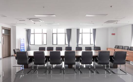 Jakie są najnowsze trendy w technologii sal szkoleniowych w Warszawie?