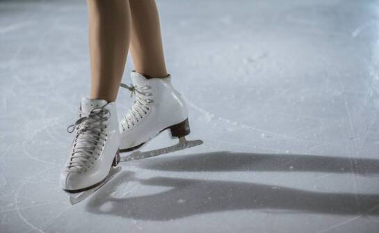 Akcesoria do łyżew - jak różne materiały wpływają na ich trwałość?