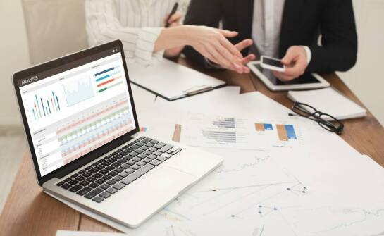 Pełna księgowość a efektywne zarządzanie kosztami przedsiębiorstwa