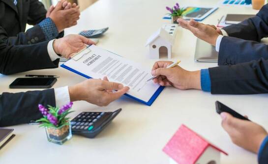 Jak kancelaria prawna może pomóc w negocjacjach przy transakcjach nieruchomościowych?