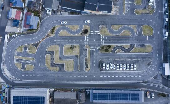 Jak lokalizacja na alei komisji edukacji narodowej 36a wpływa na szybkość dostarczania przesyłek?