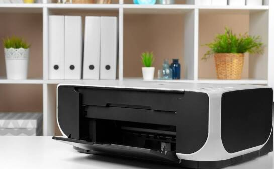 Jak kontrast firma może poprawić wydajność sprzętu komputerowego?