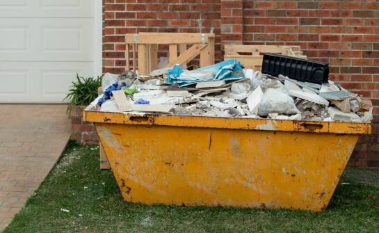 Jak wpływa wybór odpowiedniej pojemności kontenera na efektywność prac remontowych?