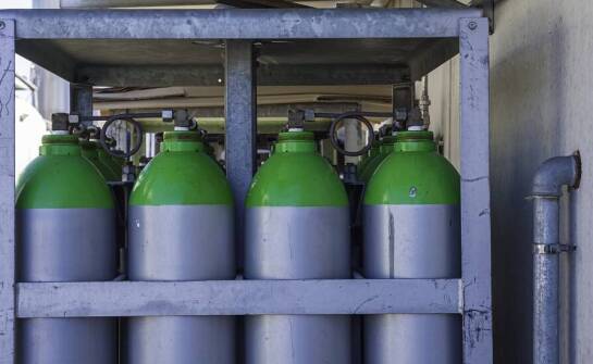 Wpływ regulacji prawnych na dystrybucję gazów technicznych
