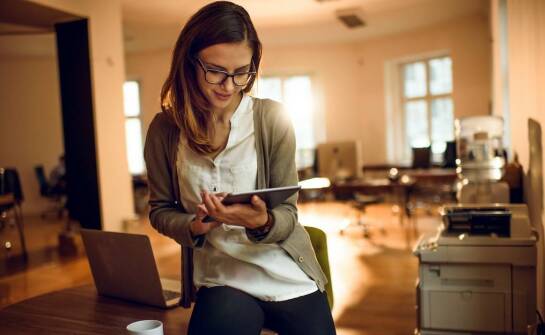 Jak biura nieruchomości zabezpieczają interesy kupujących domy?