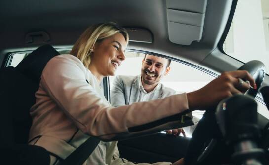 Dlaczego warto zdecydować się na zakup Peugeota z autoryzowanego salonu?