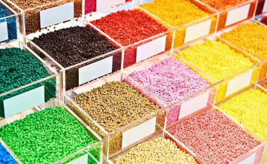 Barwienie tworzyw sztucznych w produkcji zabawek: bezpieczeństwo i atrakcyjność wizualna