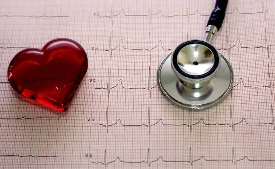 Różnice w wynikach EKG u pracowników różnych branż