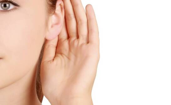 Laryngologiczne porady dotyczące higieny uszu dla osób pracujących w hałasie