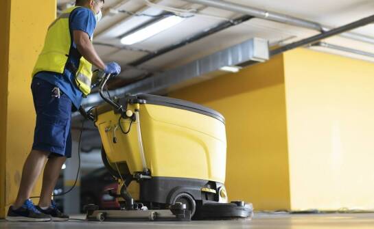 Jakie technologie są wykorzystywane w nowoczesnym sprzątaniu przemysłowym?