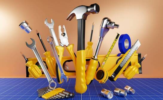 Jakie są opcje wykończenia powierzchni masztu flagowego 12m?