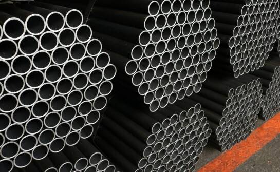 Jakie korzyści niesie stosowanie rury HDPE 32 w energetyce?