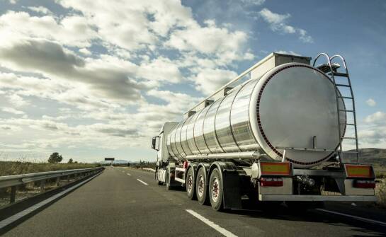 Jak odpowiednia obsługa wpływa na jakość transportu odpadów płynnych?