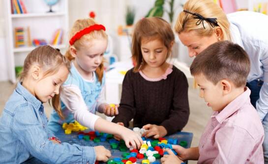 Jakie metody nauczania stosujemy podczas treningu umiejętności społecznych?