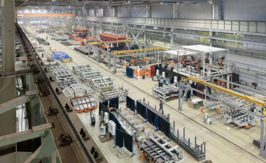 Zastosowanie sterowania CNC w maszynach do produkcji okien aluminiowych – korzyści dla precyzji