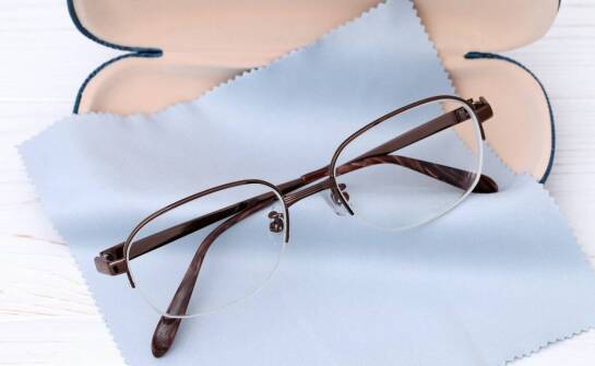 Jak często powinno się wymieniać oprawki do okularów?