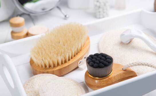 Jakie są różnice między szczotkami do masażu ciała a innymi produktami pielęgnacyjnymi?