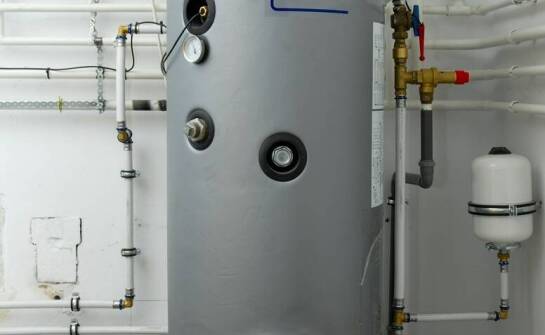 Zalety inwestowania w wysokowydajne kotły wodne dla dużych budynków
