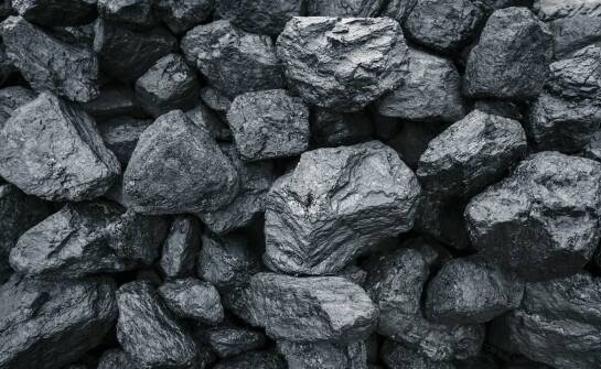 Efektywność energetyczna węgla opałowego bucz – dlaczego warto go wybrać?