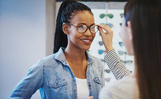 Jakie pytania warto zadać optometryście w Pszczynie przed wyborem okularów progresywnych?