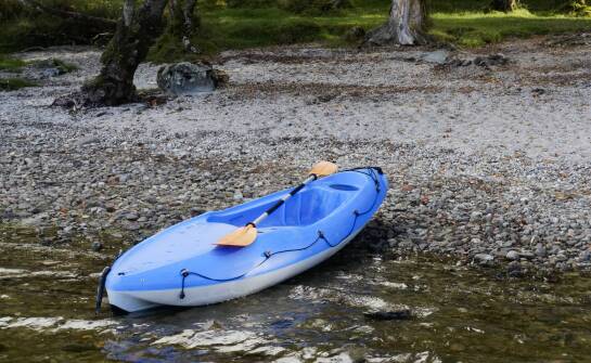 Przegląd popularnych modeli kajaków dmuchanych dostępnych na rynku