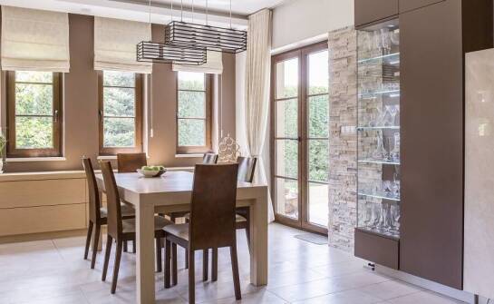 Jakie trendy dominują w projektowaniu mebli do jadalni w 2025 roku?