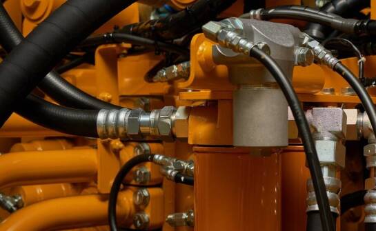 Wpływ dzielników strumienia na oszczędność energii w systemach hydraulicznych