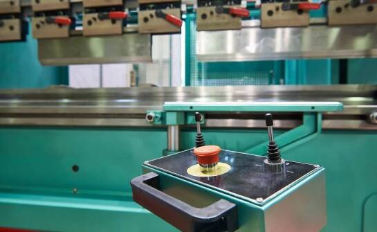 Prasa taśmowa do ścieków – jak wpływa na zmniejszenie objętości osadów?