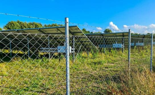 Was sind die modernen Herausforderungen bei der Gestaltung von PV Freiland Montagesysteme?