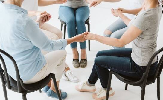 Wpływ zabaw na rozwój umiejętności komunikacyjnych w ośrodku socjoterapii