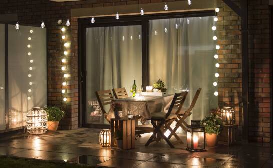 Najlepsze praktyki w planowaniu oświetlenia tarasu dla maksymalnej funkcjonalności