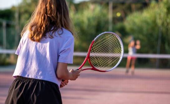Jakie są najważniejsze cechy dobrego obozu sportowego?