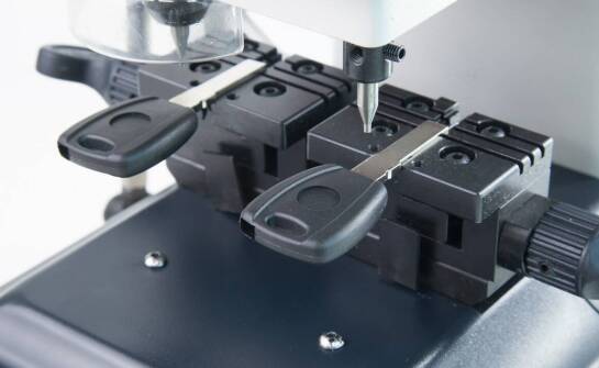 Jakie są najczęstsze wyzwania związane z dorabianiem kluczy do pojazdów dostawczych?