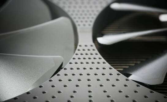 Jakie cechy powinny mieć silniczki do wentylatorów w systemach przemysłowych?