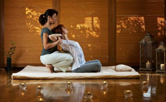 Masaż leczniczy a stres - jak usługa z dojazdem może pomóc?