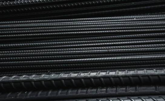 Jak hurtownia prętów kutych odpowiada na potrzeby nowoczesnego przemysłu?