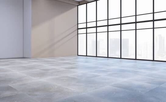 Nowoczesne wykończenia posadzek betonowych – jakie opcje są dostępne?