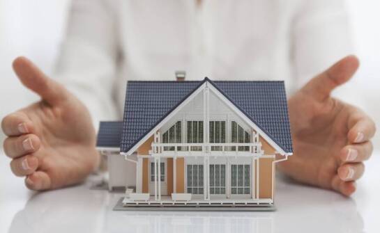 Jak biuro nieruchomości wspiera klientów w transakcjach związanych z wynajmem mieszkań?