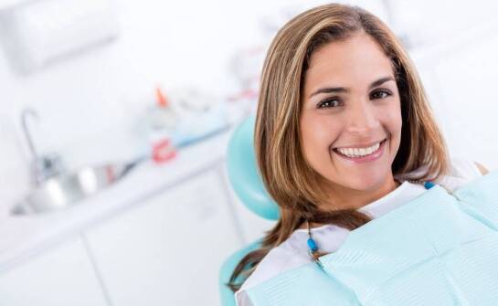 Przebieg konsultacji stomatologicznej – czego się spodziewać?