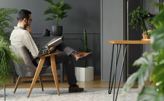 Jak psychoterapia indywidualna może pomóc w pokonywaniu kryzysów życiowych?