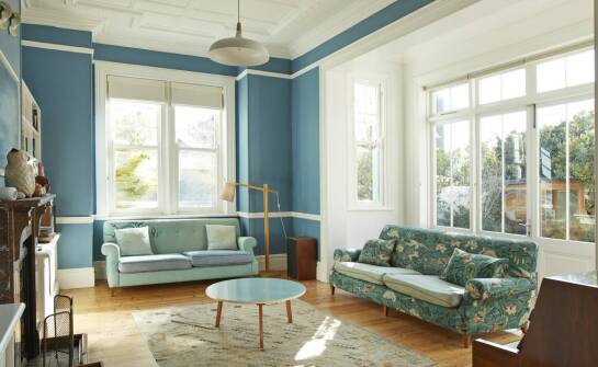 Jakie są najważniejsze zasady projektowania wnętrz w stylu vintage?