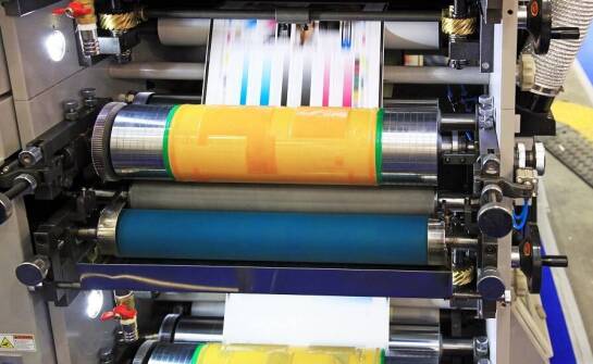 Wydajność maszyn fleksograficznych a optymalizacja procesów drukarskich