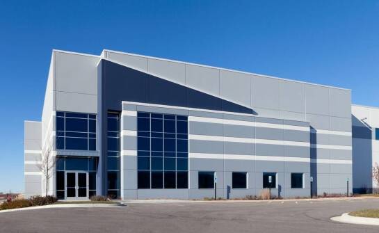 Zrównoważone podejście do produkcji tabliczek znamionowych