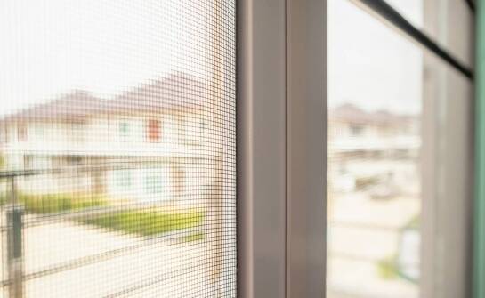 Moskitiery na wymiar jako integralna część nowoczesnego domu w Rzeszowie