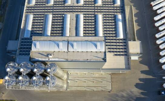 Innowacyjne rozwiązania w maszynach do produkcji rozpałki - co oferuje rynek?