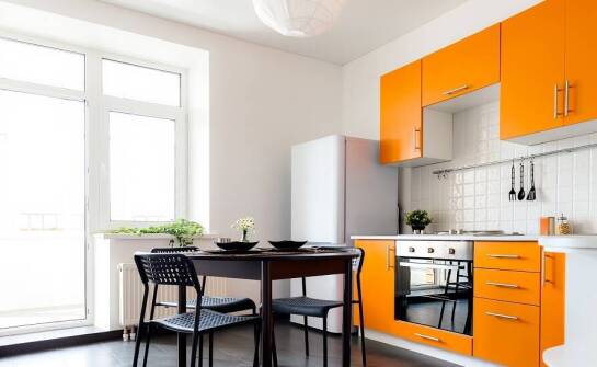 Jak zaprojektować kuchnię na wymiar pod małe wnętrze w Tarczynie?