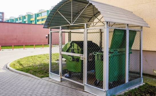 Jakie są korzyści z zakupu wiaty śmietnikowej od doświadczonego producenta?