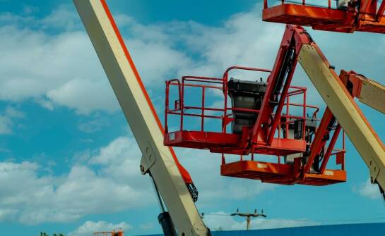 Wybór odpowiedniego podestu nożycowego dla specyficznych potrzeb przedsiębiorstwa