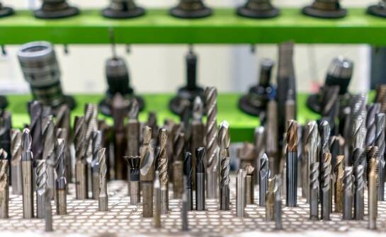 Jakie są najlepsze praktyki konserwacji i przechowywania wierteł diamentowych?