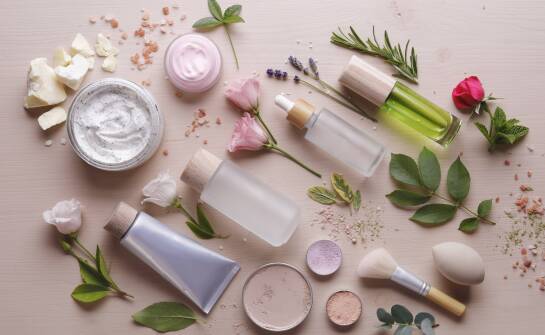 Rola kosmetyków z zeolitem w pielęgnacji cery naczynkowej